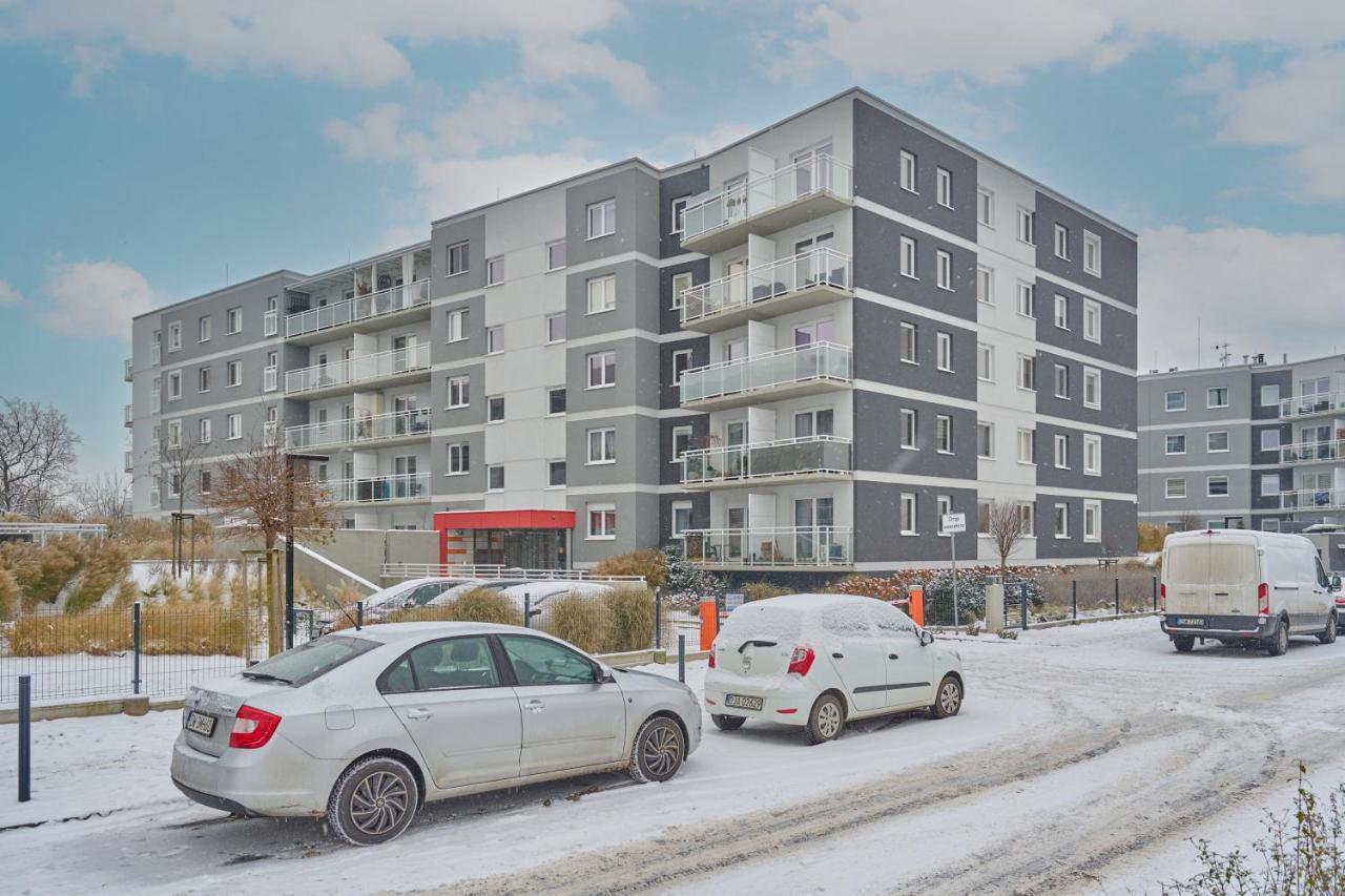 Wroclaw Rose Apartments By Noclegi Renters Екстер'єр фото