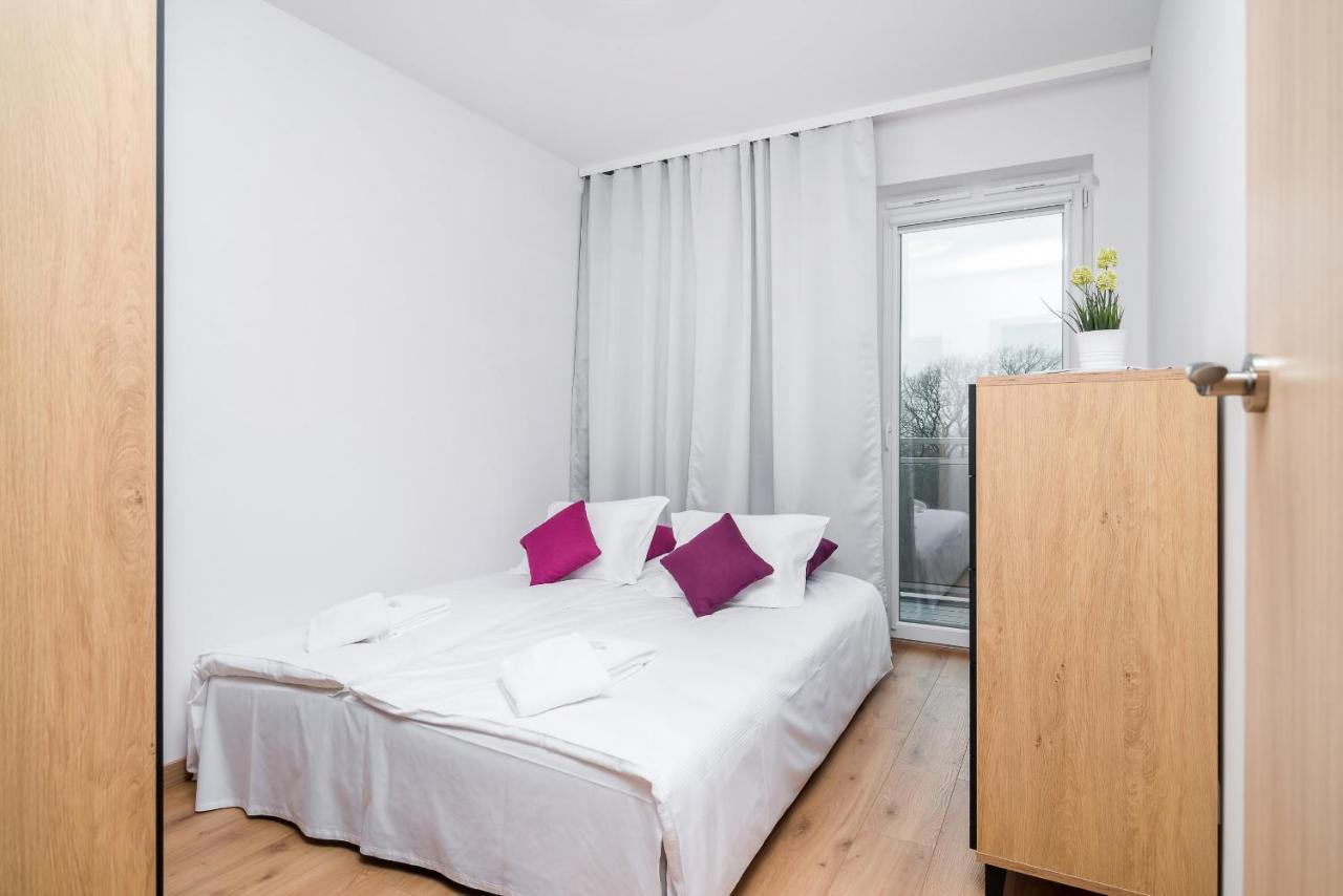 Wroclaw Rose Apartments By Noclegi Renters Екстер'єр фото