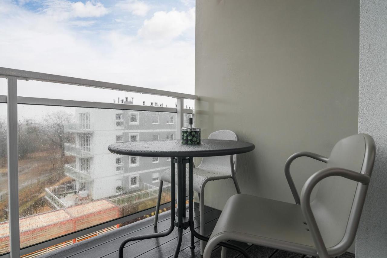 Wroclaw Rose Apartments By Noclegi Renters Екстер'єр фото